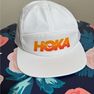 HOKA White Cap